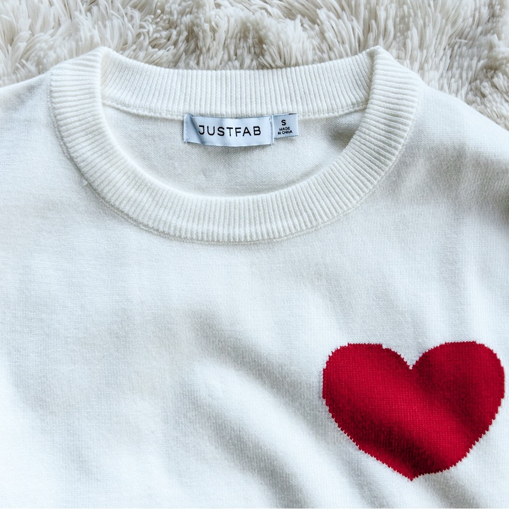 Heart Sweater - Picture 2 of 3